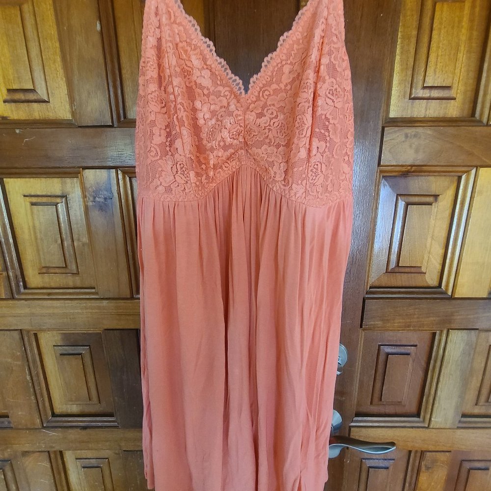 Torrid SZ 1 Sleep Lace Bust Chemise